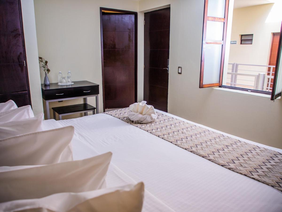 H177 Hotel Campeche Exterior photo